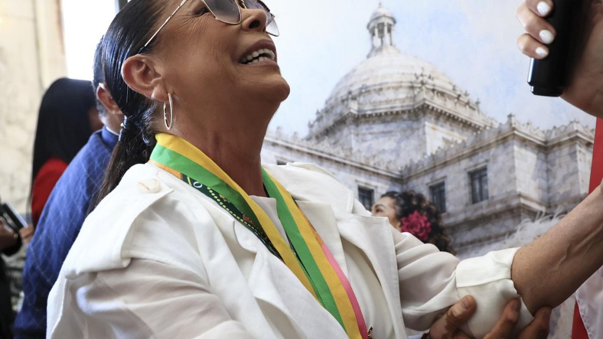 El cuartel general de Isabel Pantoja se convierte en un plató: ¿especial de Iker Jiménez en Cantora?