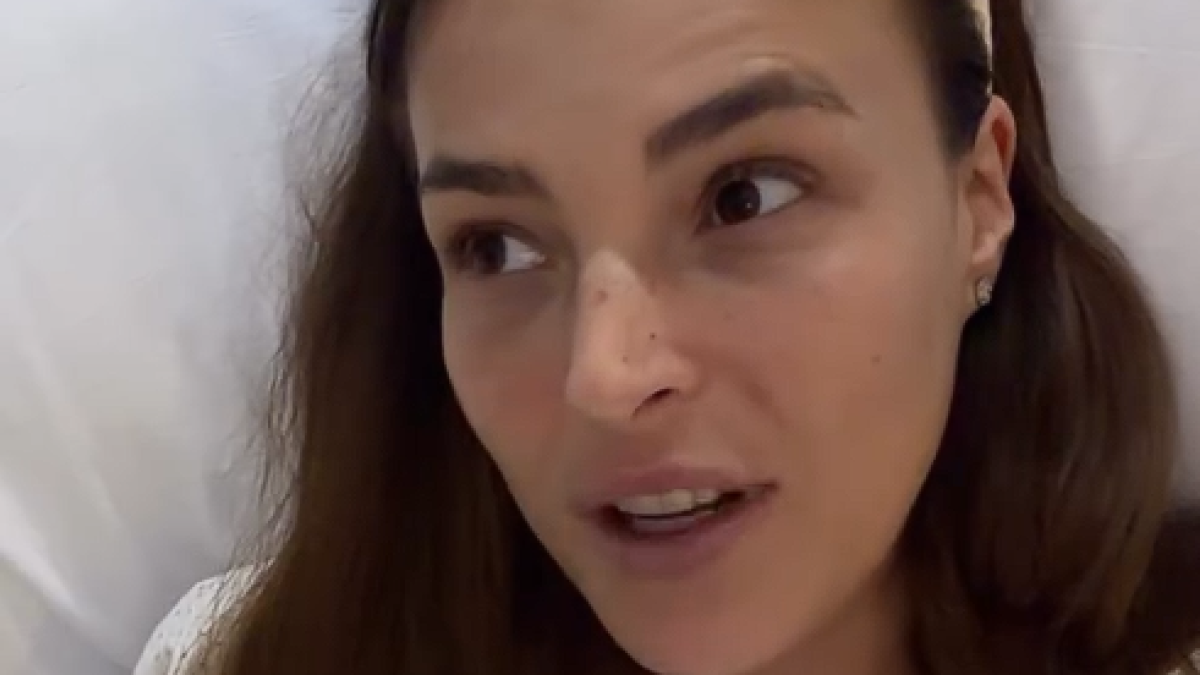 Marta Peñate se enfrenta a su primera quimioterapia tras su embarazo ectópico: "He tenido una hemorragia vaginal"