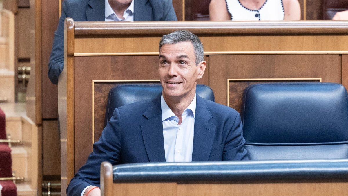 El PP exige a Sánchez que revele el coste del viaje oficial que terminó en la graduación de su hija en Bristol