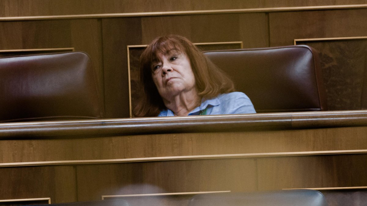 PP, Vox y Junts tumban el "trile" del Ejecutivo de Sánchez con la senda de déficit
