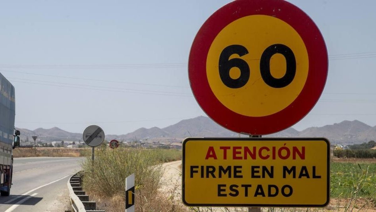 Del peaje viral al socavón de la A-4: la Audiencia Nacional destroza la dejadez de Transportes