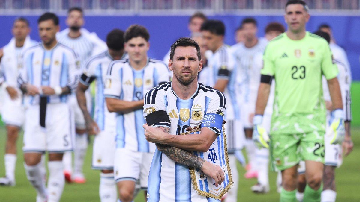 Messi enfrenta uno de sus mayores legados mientras Inglaterra siembra la duda con el arbitraje