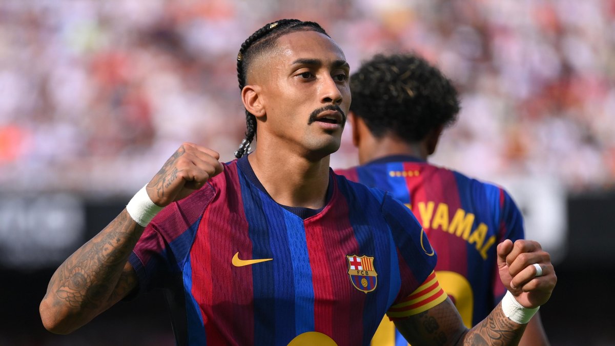 Raphinha alcanza a Messi con el mejor arranque de temporada del siglo
