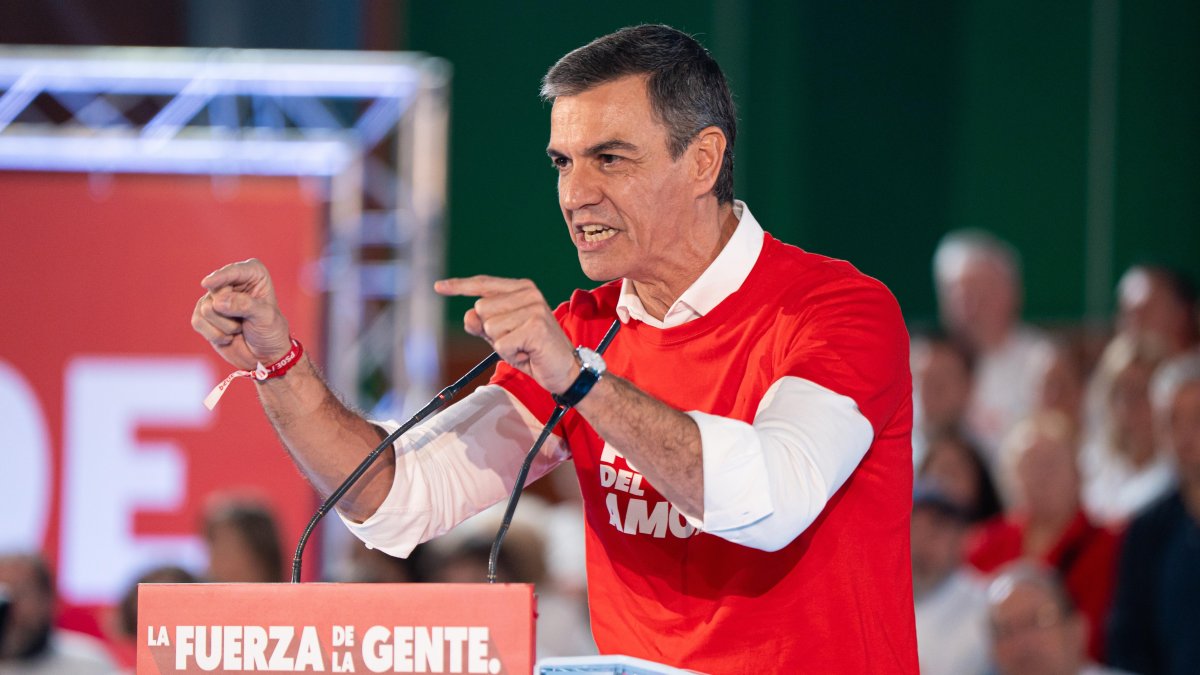 Sánchez, durante su mitin en Gijón
