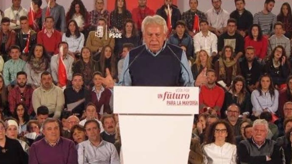 La acusación de González ha sido acogida con el silencio más absoluto de Podemos