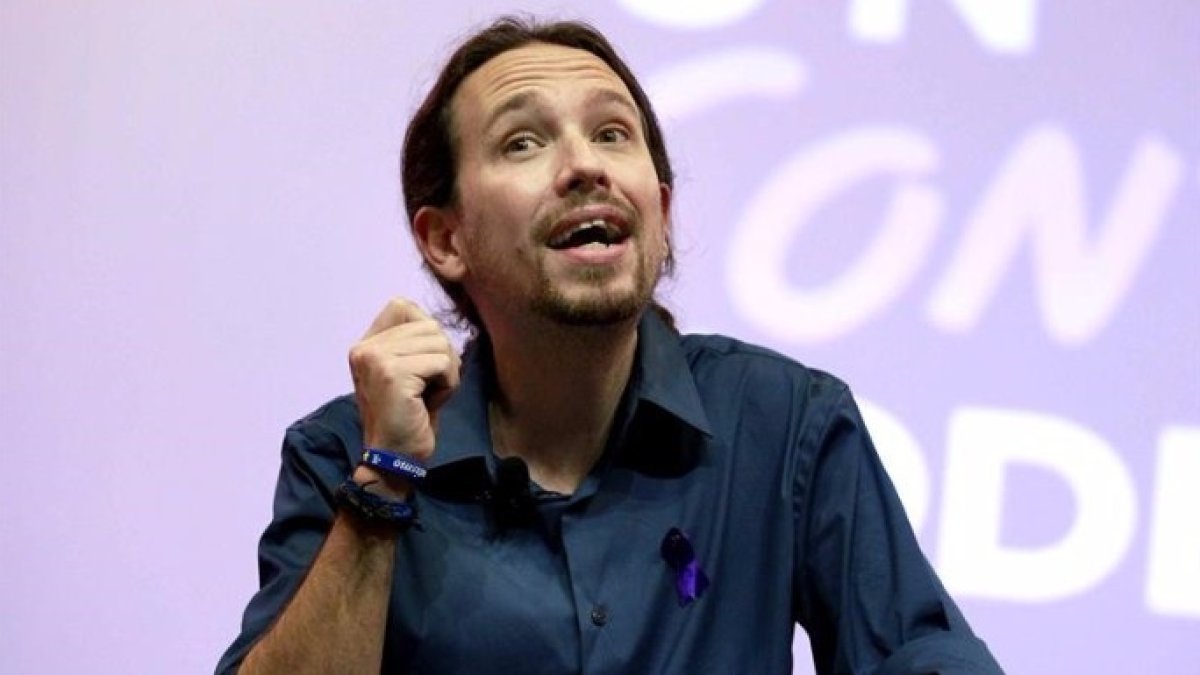 Iglesias llegó a aplaudir la agresión a un policía.