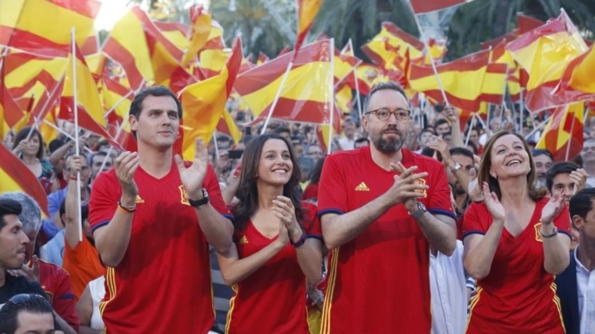 Rivera, Arrimadas, Girauta y Mejias viendo en Barcelona un partido de la Eurocopa