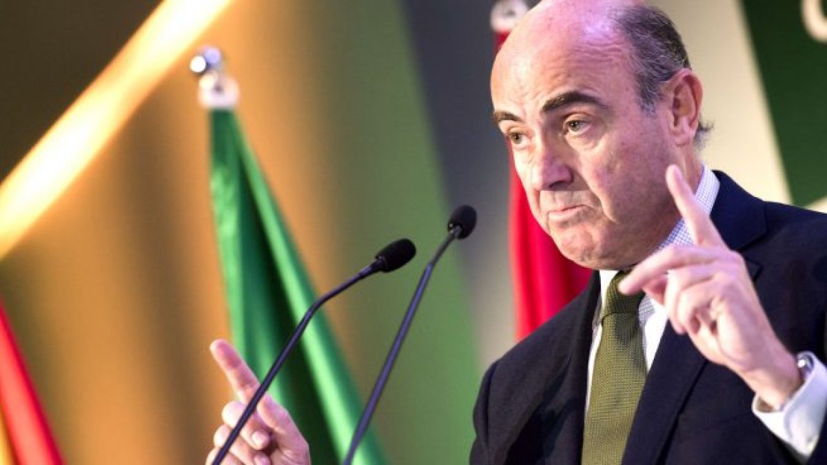 Los bonos del Tesoro siguen al alza mientras baja la deuda de las familias