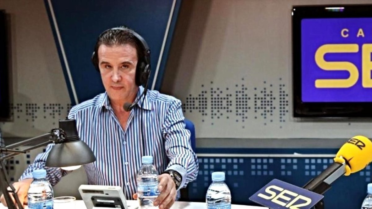 José Ramón de la Morena tiene pie y medio en Onda Cero.