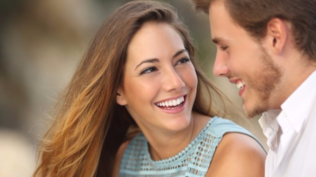La importancia de la sonrisa como carta de presentación