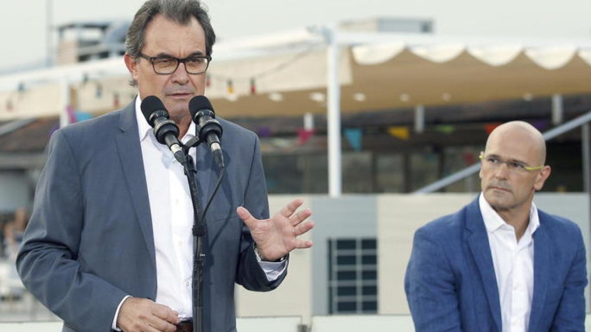 El hartazgo con Mas y Romeva, entre otros, se hace patente.