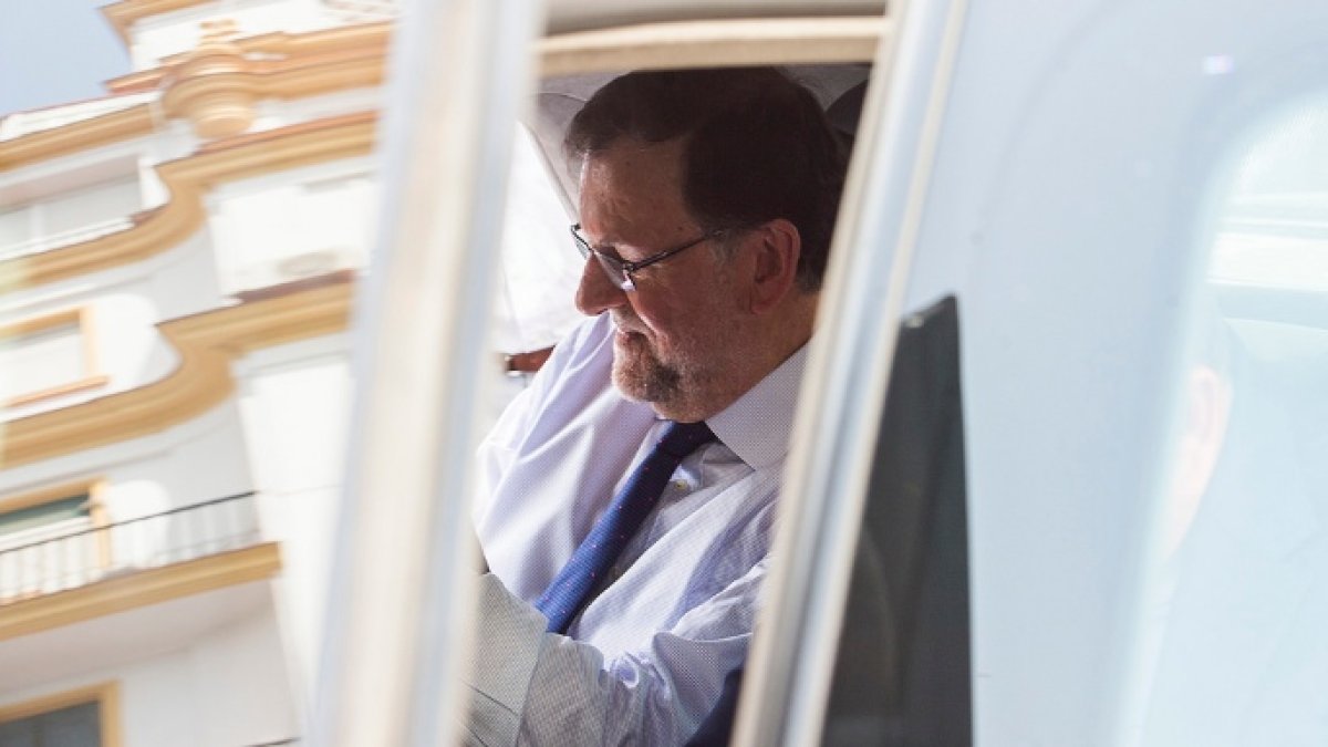 Rajoy, a su llegada a un acto de la campaña