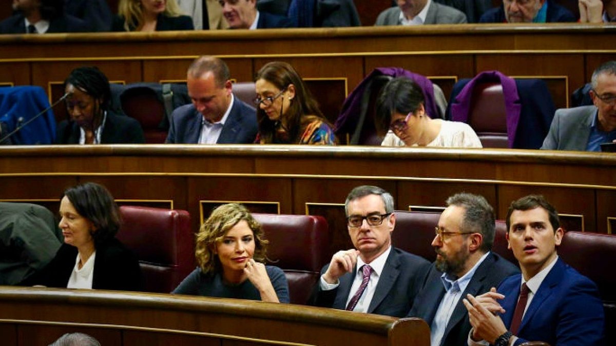 Carolina Bescansa y Albert Rivera el día de su debut en el Congreso.