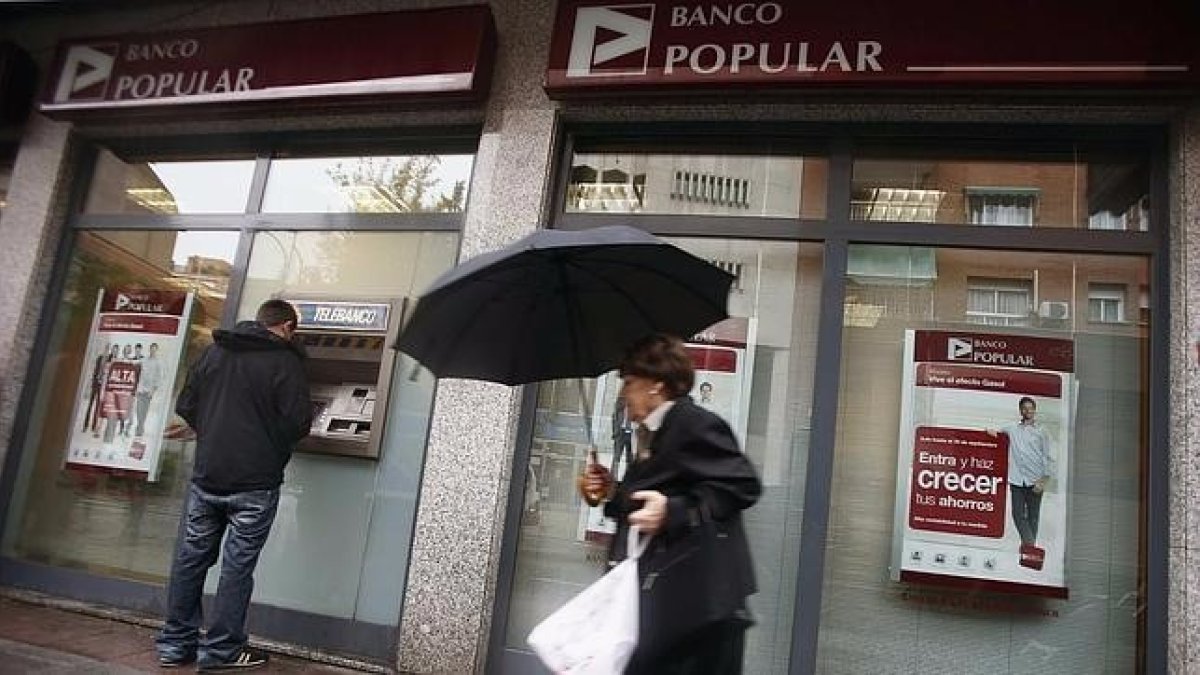 Banco Popular bate con las previsiones de los analistas
