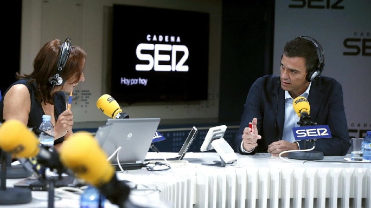 Pedro Sánchez durante una entrevista con Pepa Bueno