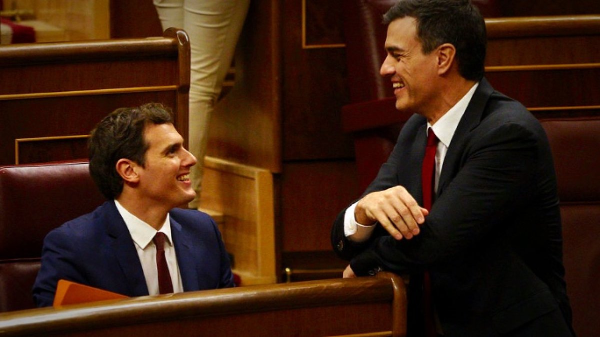 Albert Rivera y Pedro Sánchez en el Congreso.