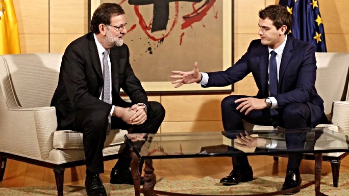 Rajoy y Rivera durante las conversaciones para un pacto en la pasada legislatura.
