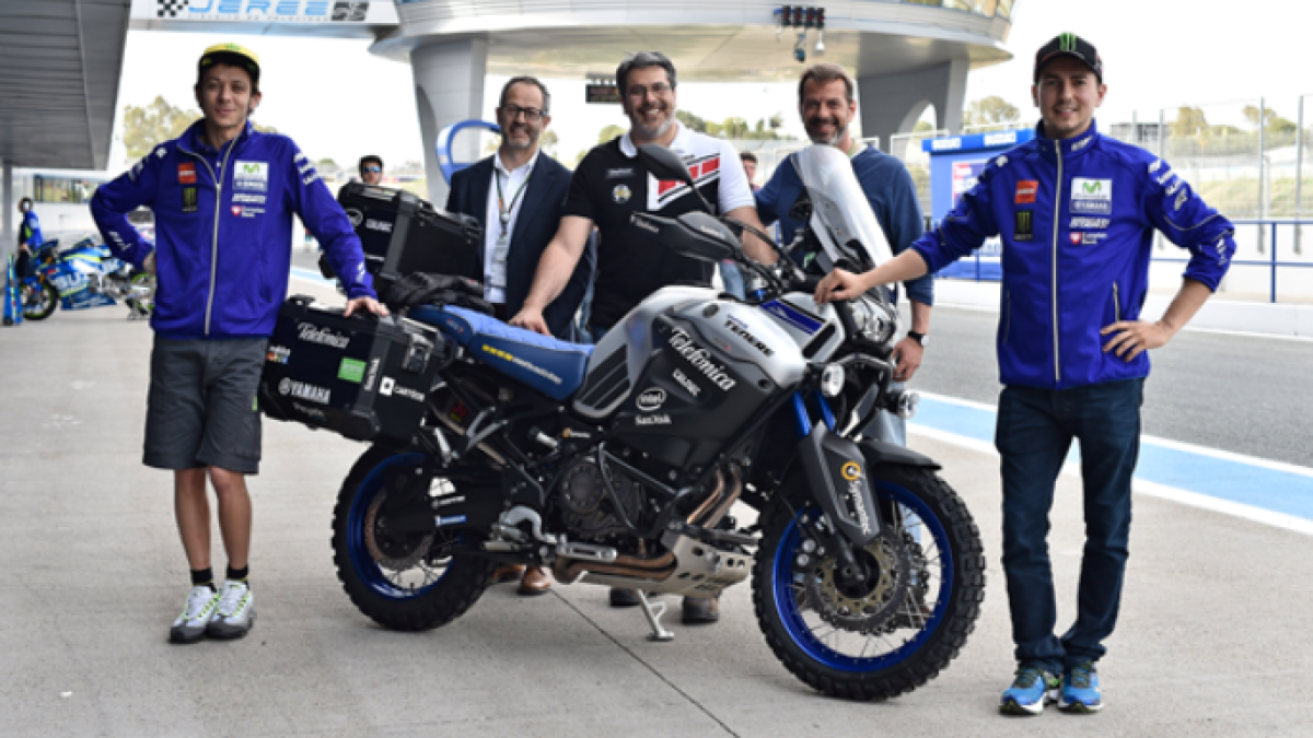 La primera vuelta al mundo solidaria en una moto totalmente conectada