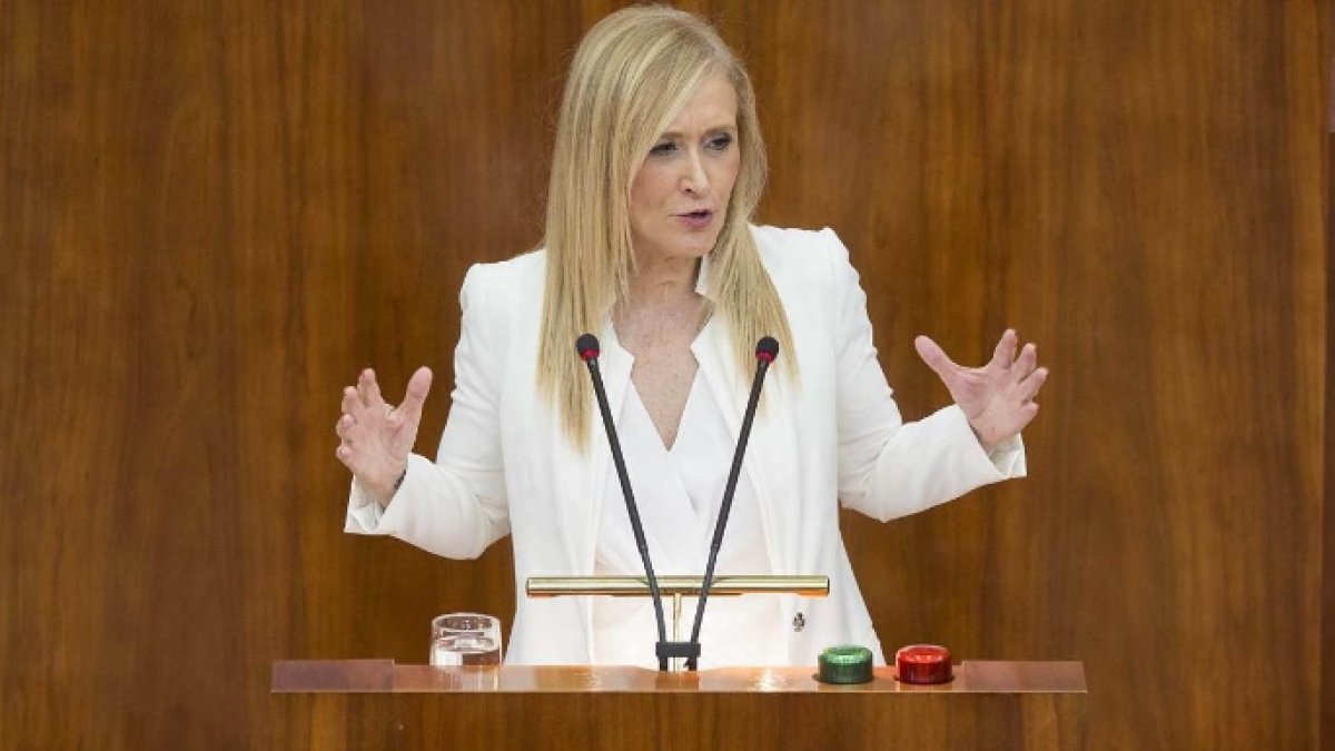 La presidenta madrileña, Cristina Cifuentes, durante su discurso este miércoles en la Asamblea.