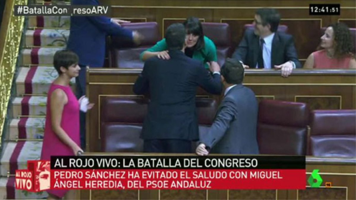 El desplante de Sánchez con un hombre de Susana Díaz levanta ampollas en el PSOE