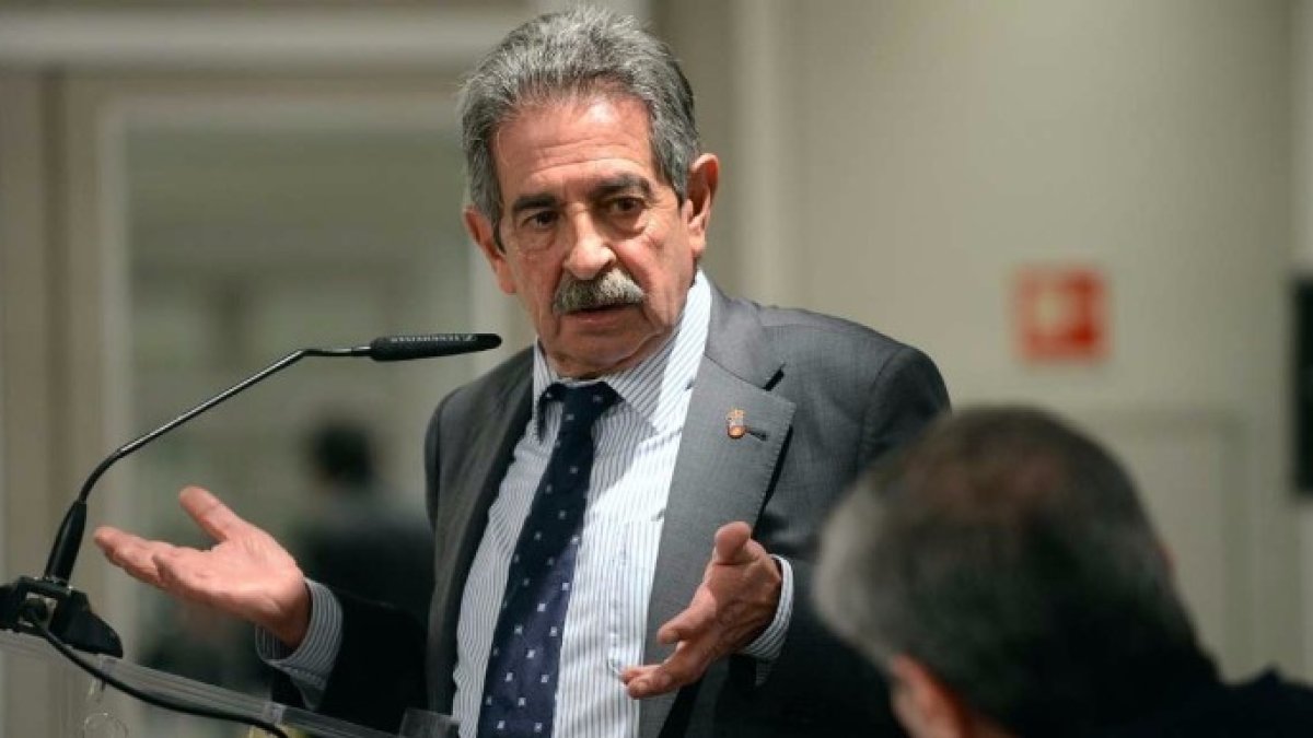 El presidente de Cantabria, Miguel Angel Revilla