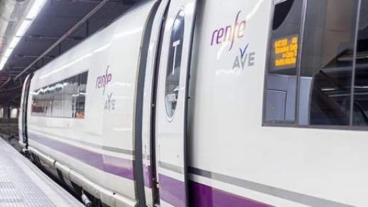El AVE impulsa a Renfe hacia los números negros.