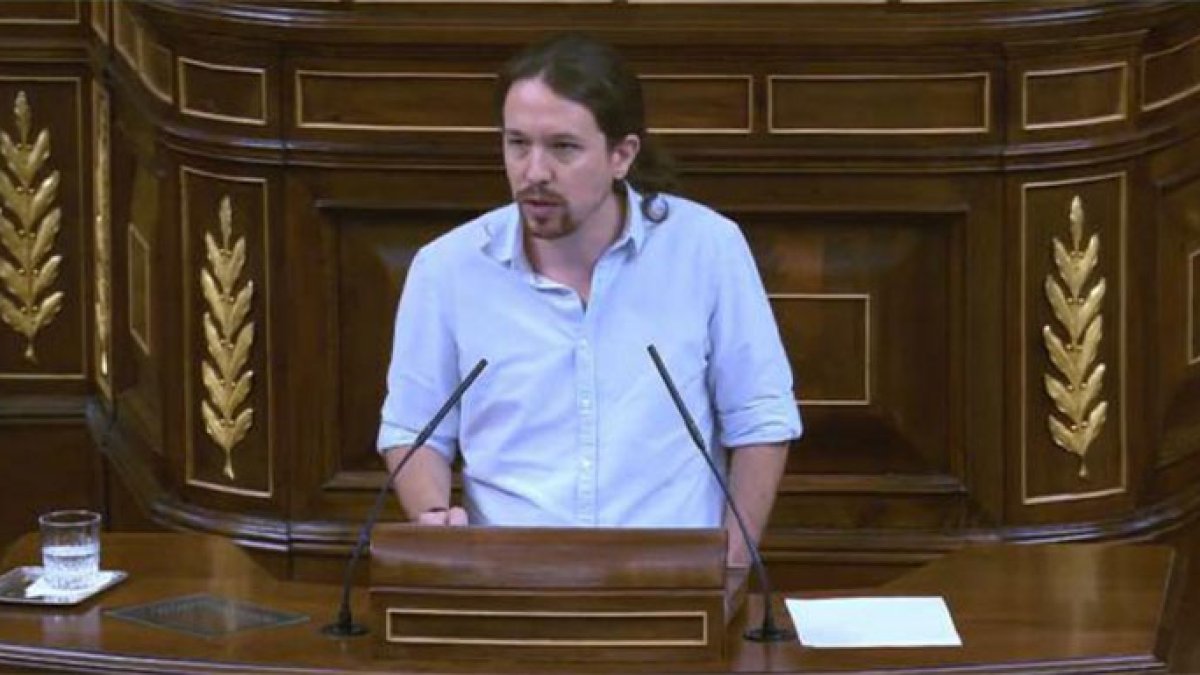 Un escándalo por bloquear votos del PP sacude Podemos en plena investidura