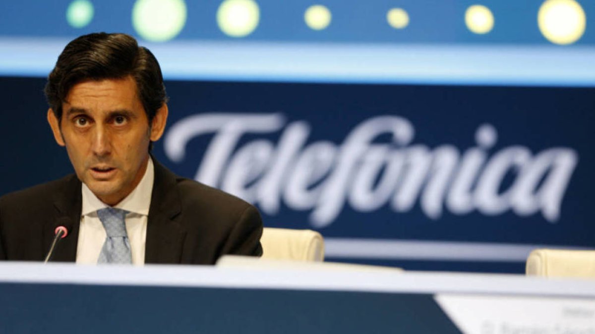 El tipo de cambio hace descender los resultados de Telefónica un 22%