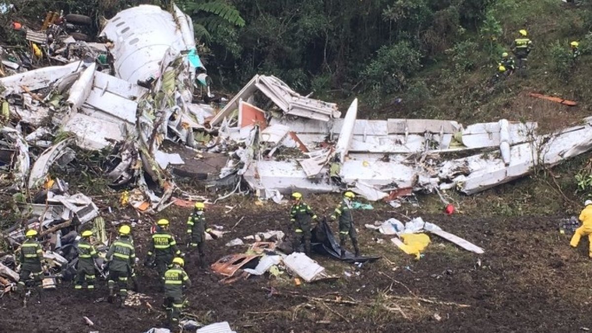 Imágenes del rescate de los supervivientes.