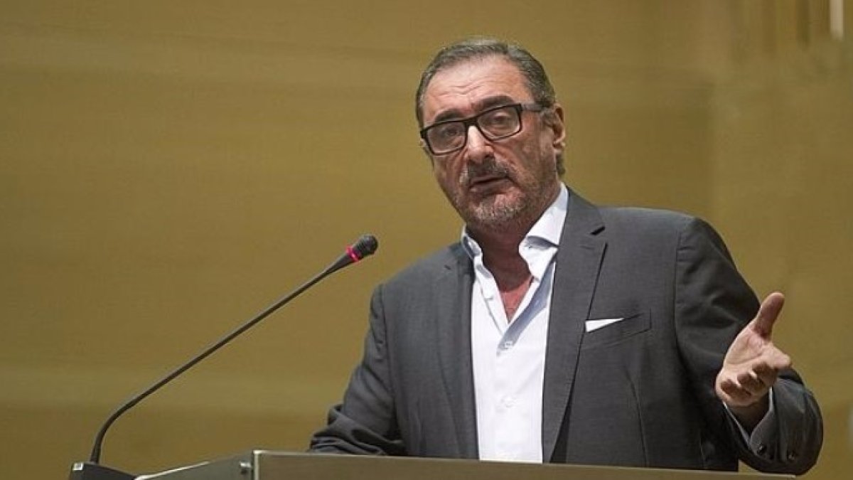 Carlos Herrera destroza a los