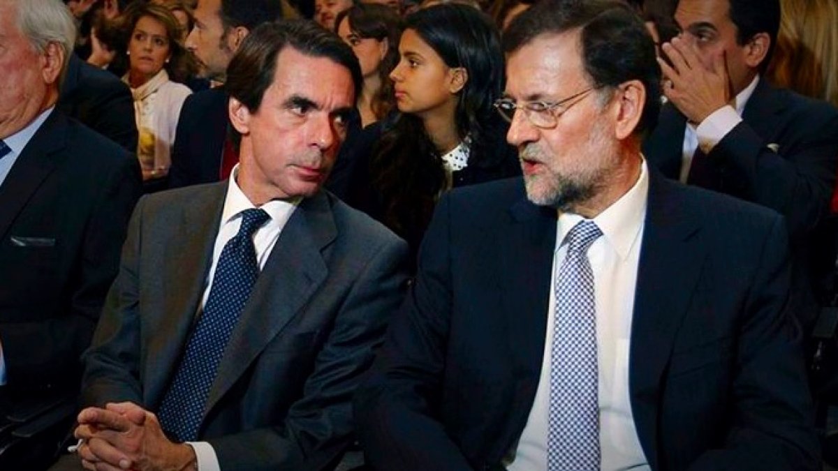 José María Aznar y Mariano Rajoy, en una imagen de archivo.