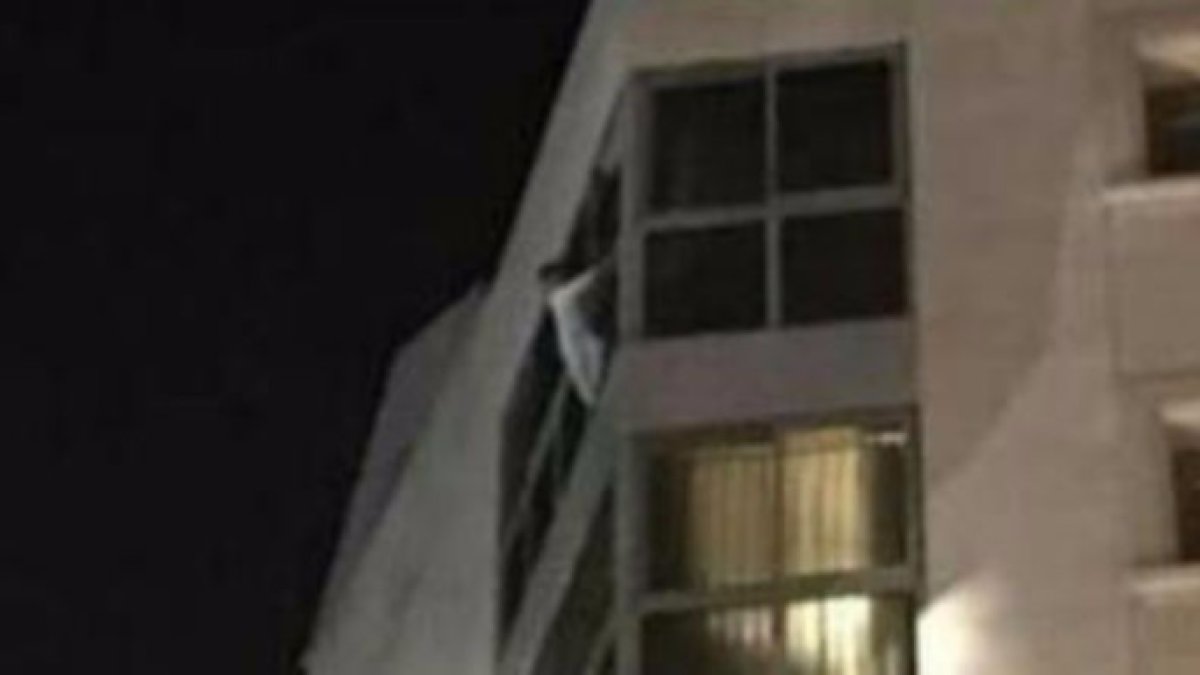 El aterrador vídeo del rescate de una niña en Alicante que asombra en las redes