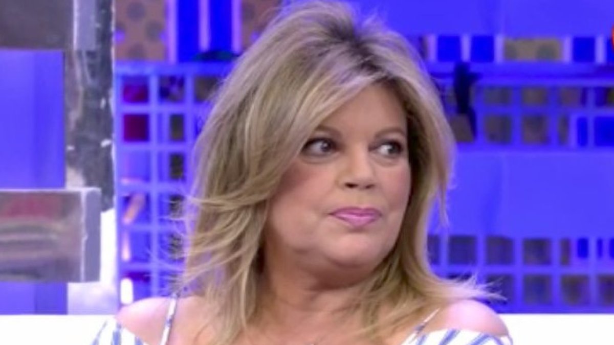 Terelu, muy emocionada al hablar de su madre