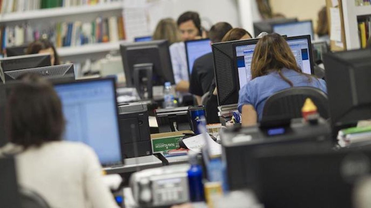 El empleo público al rescate de los contratos fijos