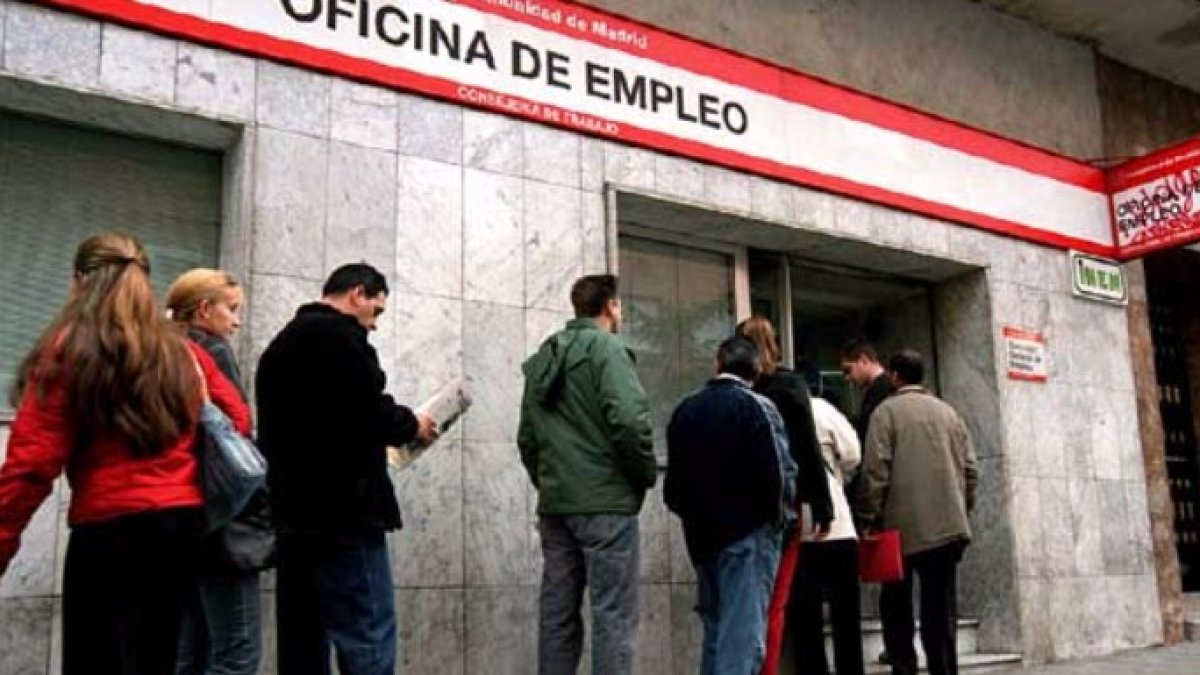 El dinamismo es innegable: España volverá a reducir el paro en 2017
