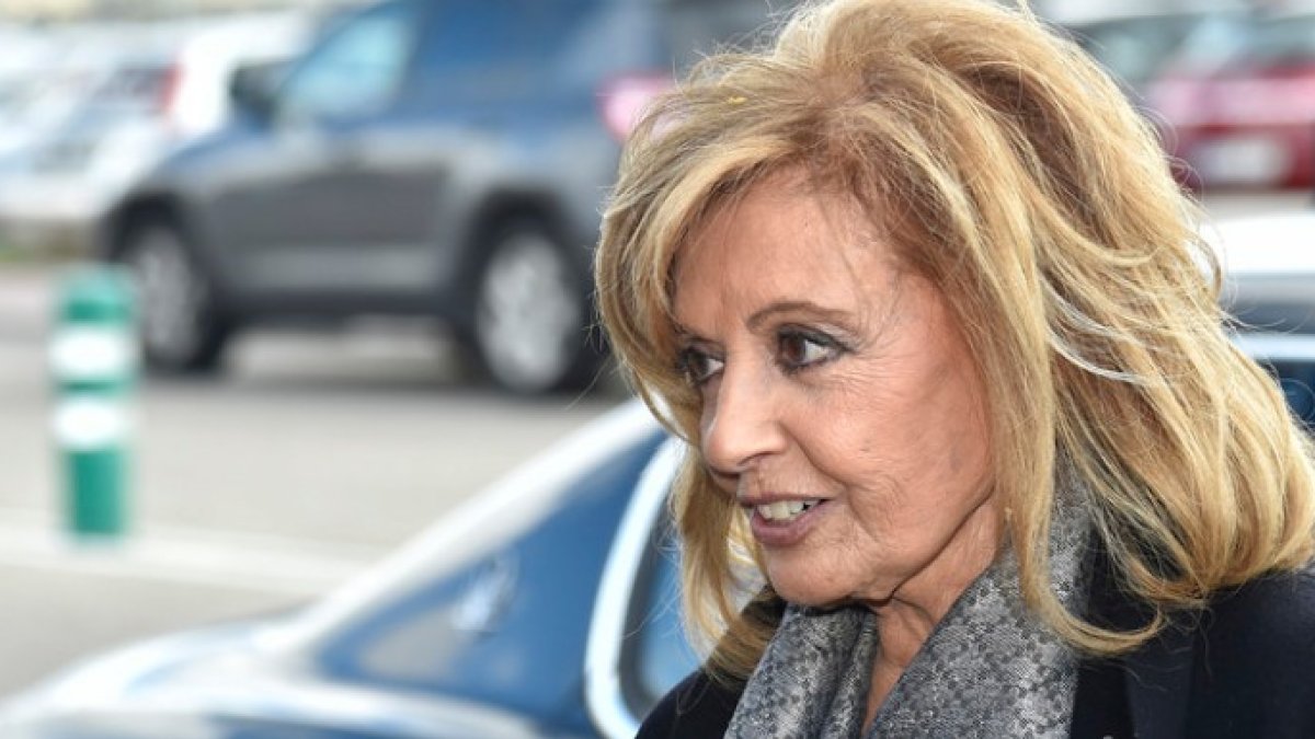 Telecinco hace polvo a Antena 3 fichando a su presentadora recién aterrizada