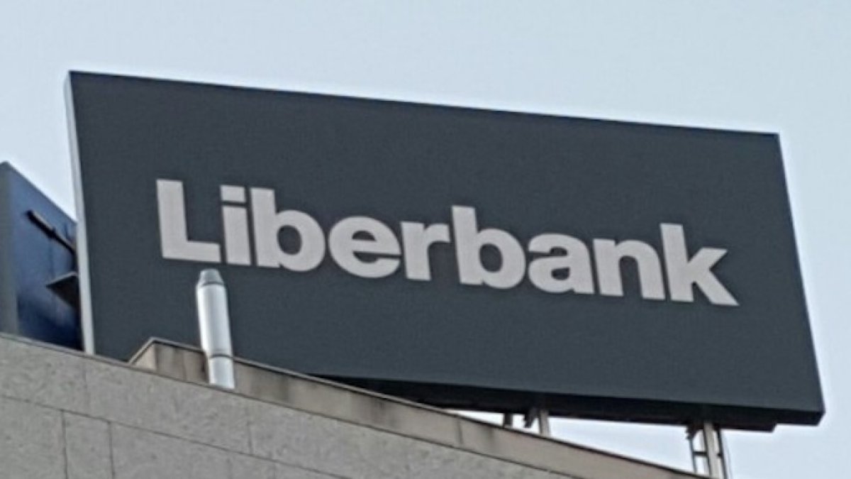 La banca se contagia del efecto Popular, Liberbank cae con fuerza