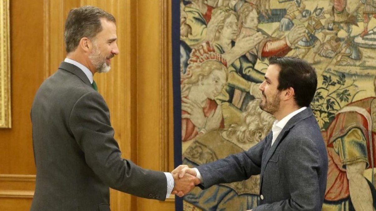 El líder de IU, Alberto Garzón, en una de sus audiencias con el Rey Felipe.