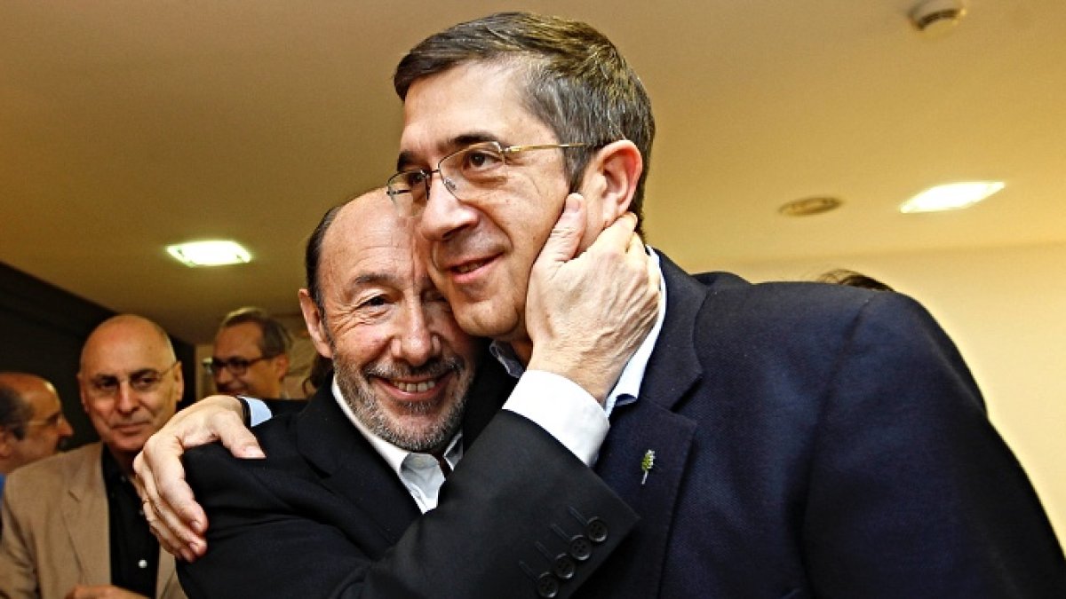 Alfredo Pérez Rubalcaba y Patxi López, en una imagen de archivo.