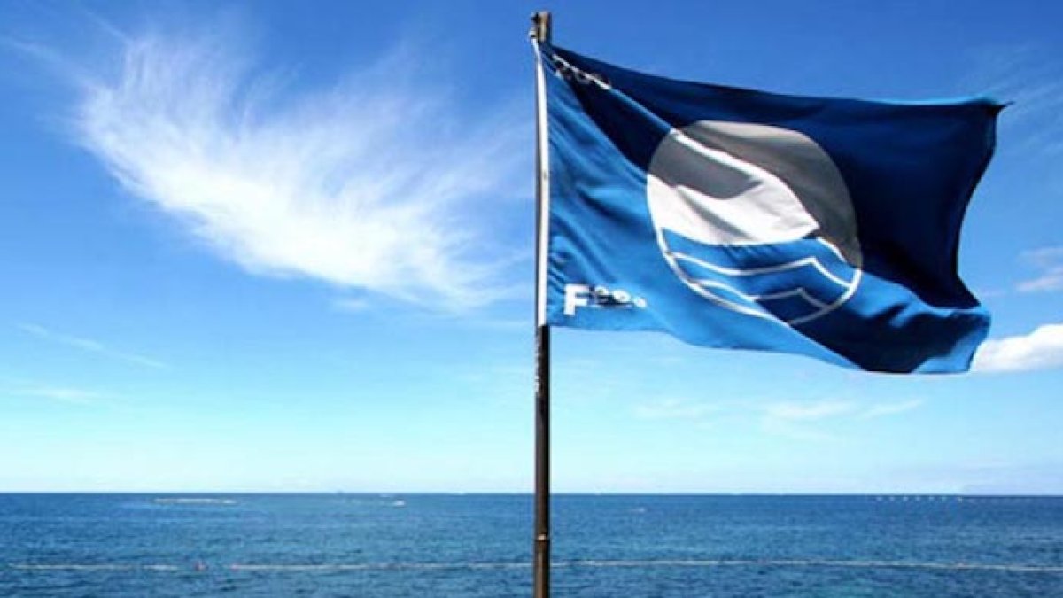 El litoral español es el mejor del mundo, 684 banderas azules