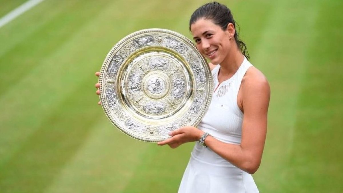 El adorable gesto de Garbiñe Muguruza tras ganar Wimbledon que enterneció la Red