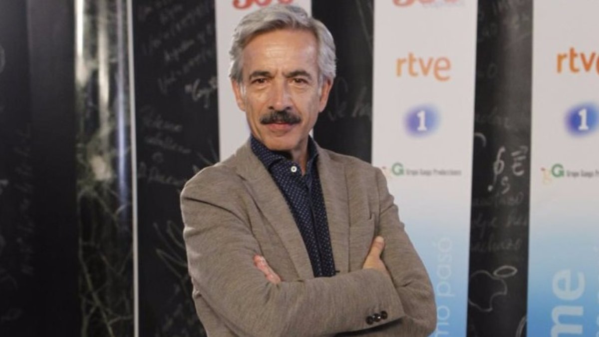 Imanol Arias se declara soltero y sin compromiso.