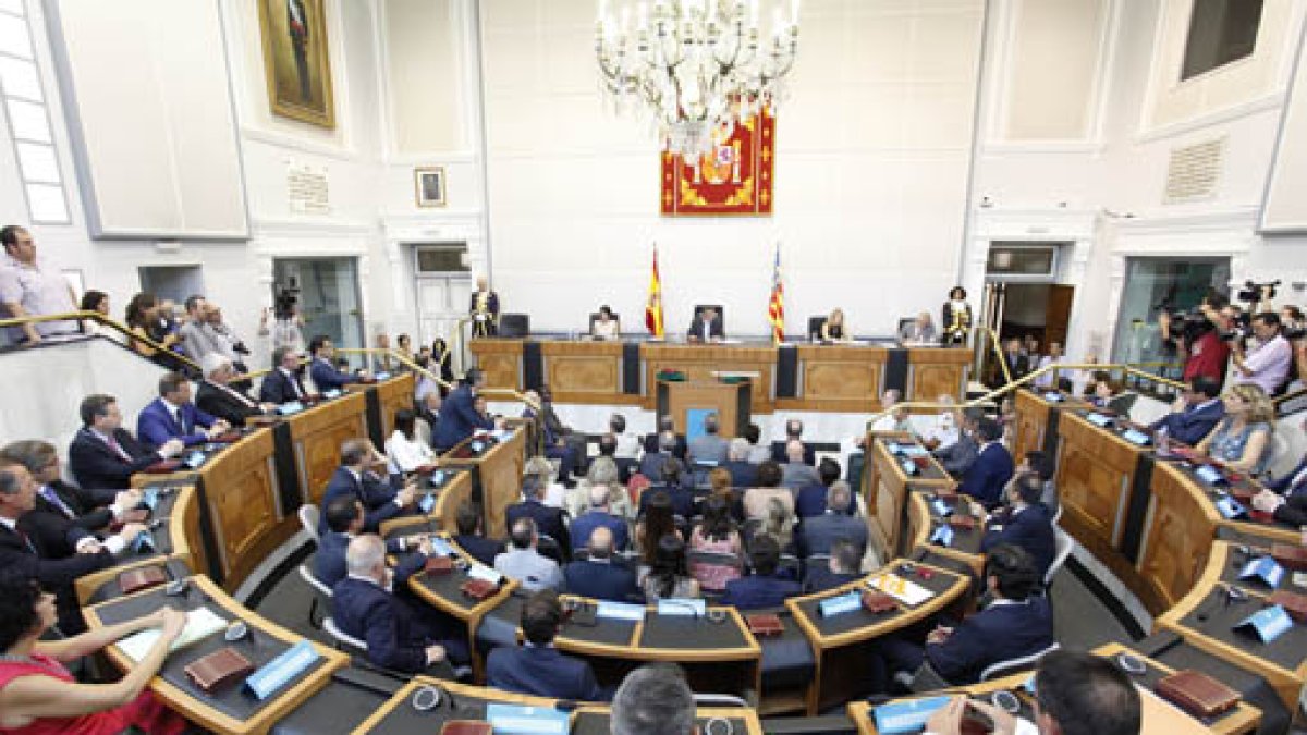 Pleno de la Diputación de Alicante en una imagen de archivo.