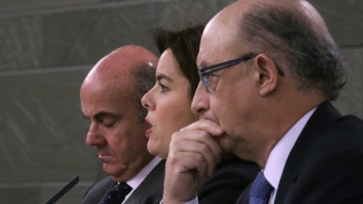 El gobierno cumple con la estabilidad presupuestaria