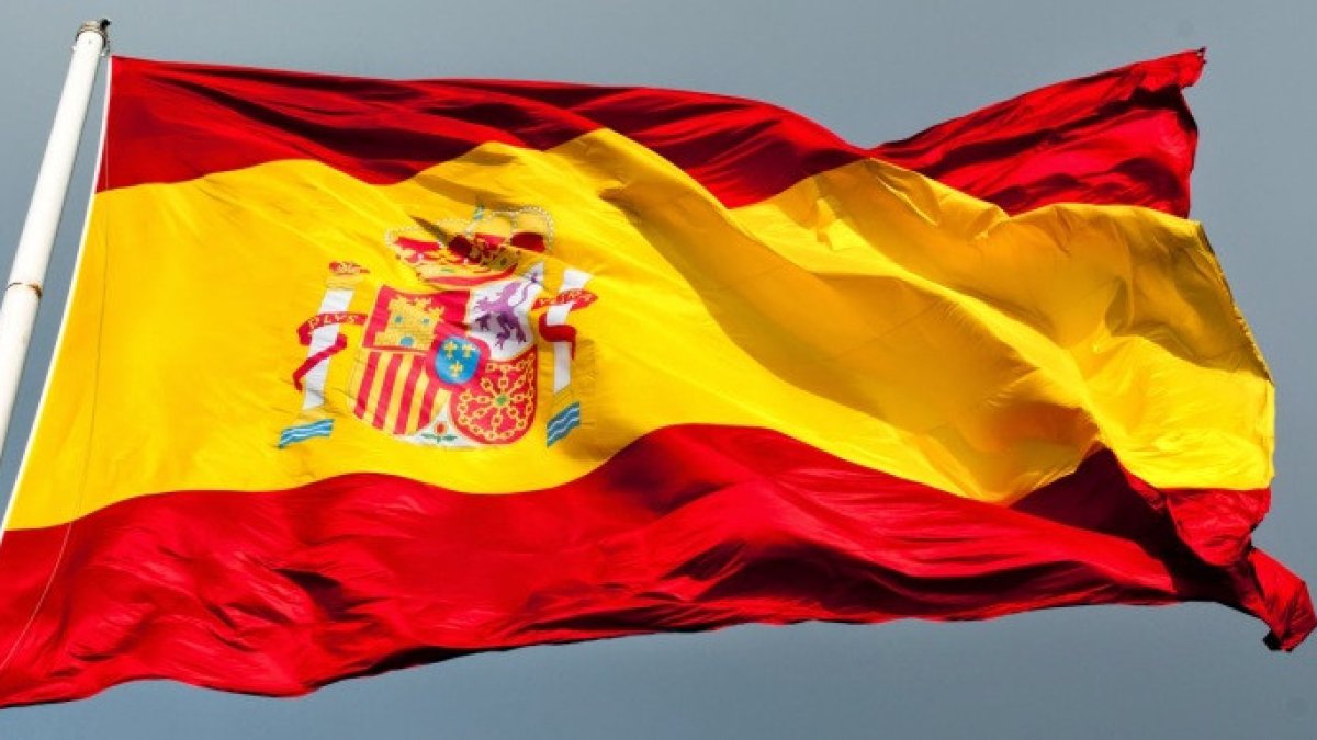 Y ahora, más ley y más democracia