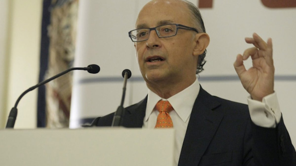 Montoro se niega a subir más el IVA