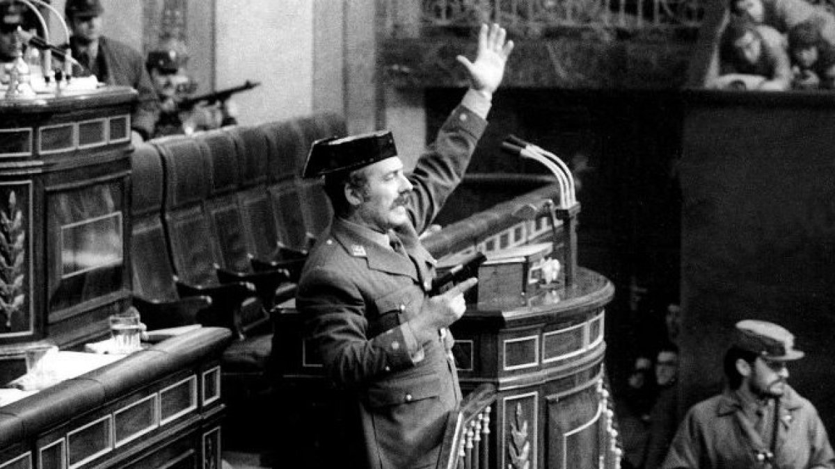 Carmen Forcadell, recordando a Tejero hoy en el Parlament