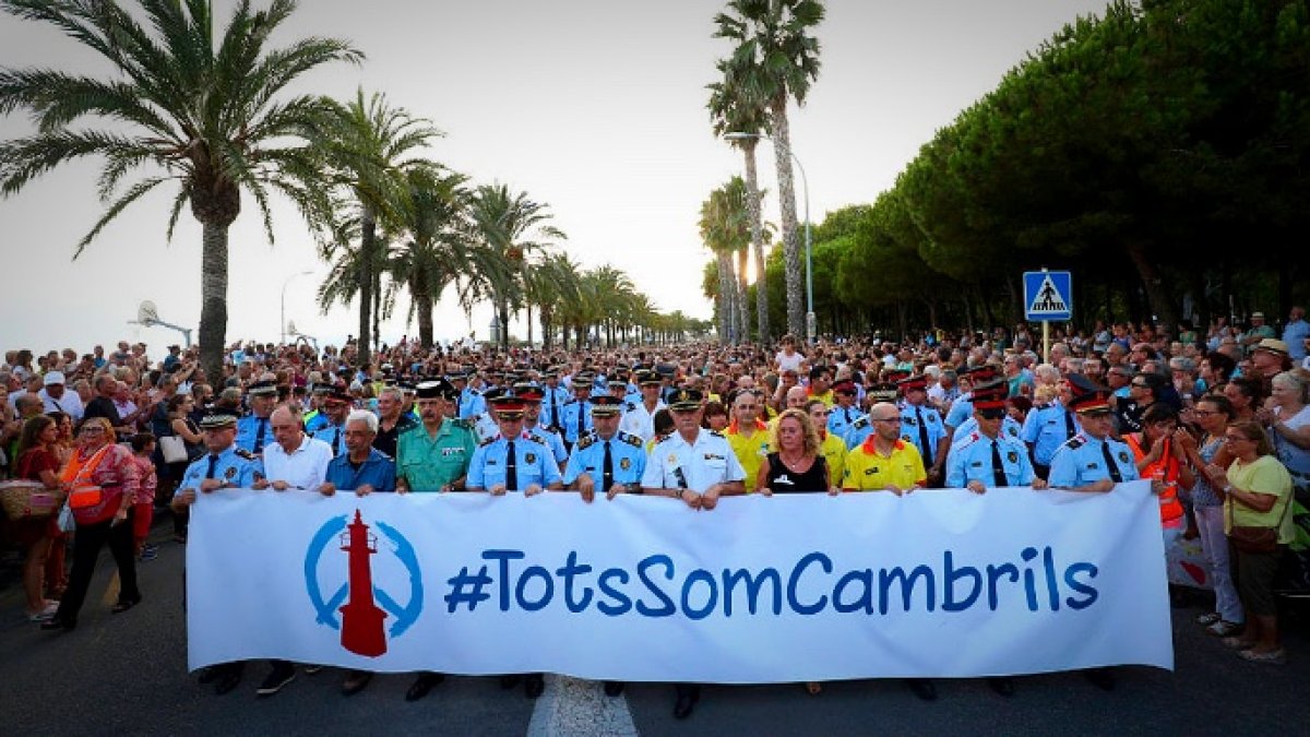 Imagen de la manifestación de Cambrils de la tarde de este viernes.