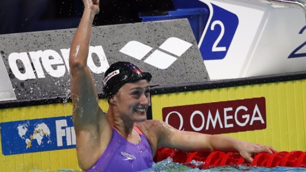 Mireia Belmonte se proclama campeona del mundo en 200 mariposa
