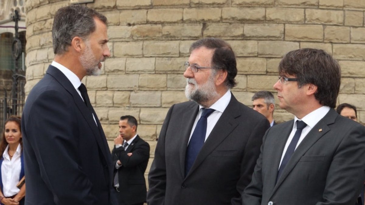 El Rey, Rajoy y Puigdemont, en Barcelona